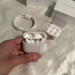 AIRPODS PRO GEN 2